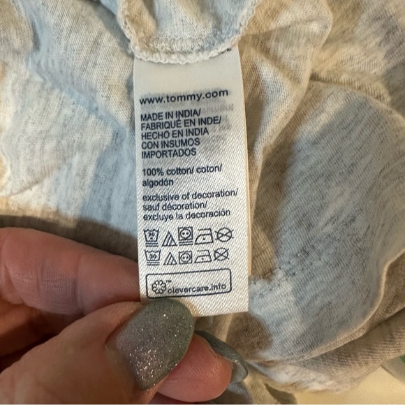 Tommy Jeans Gray T-Shirt - Picture 4 of 4